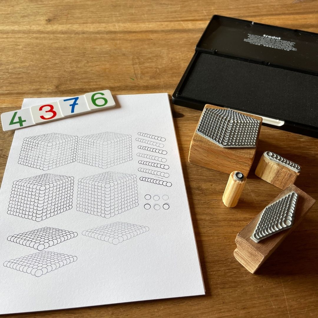Montessori Golden Beads Stamps