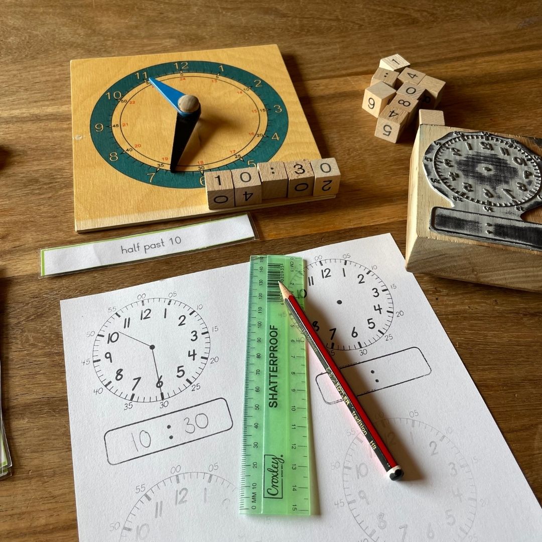 Stempel der Montessori-Uhr